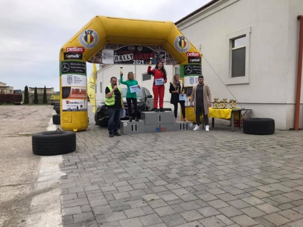 Automobilism. Natalia Iocsak (CS Minaur Baia Mare) a obținut două victorii în cadrul celei de-a doua etape a Campionatului Național de rally-sprint (FOTO)