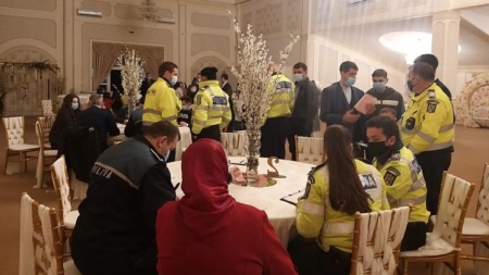 Situație tensionată la local: În județul Maramureș s-au aplicat amenzi după ce carantina a fost încălcată! Valoarea totală 39.000 lei! Nuntă „spartă” în Recea!