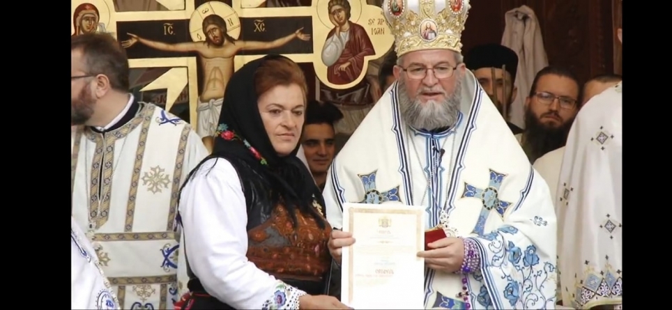 Apreciere: Artista Rafila Bărbos a fost distinsă cu Ordinul „Sfântul Ierarh Iosif Mărturisitorul din Maramureș”