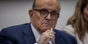 Politico: FBI este interesat de activitatea lui Rudy Giuliani în România