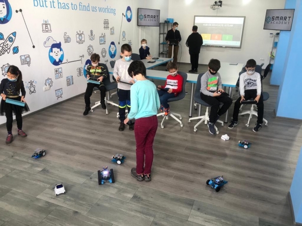 1 iunie special: Cursuri demo gratuite de robotică pentru cei mici, organizate de Smart Academy Baia Mare, de Ziua Copilului. Cum se fac însrierile (FOTO)