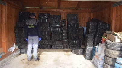 Captură „zdravănă”: Peste 46.000 de pachete cu țigări au fost descoperite la frontiera de nord