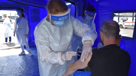 Vaccinarea în Maramureș: Peste 169.000 persoane au primit cel puțin prima doză de ser anti-COVID-19. Cei mai mulți au fost imunizați cu vaccinul Pfizer