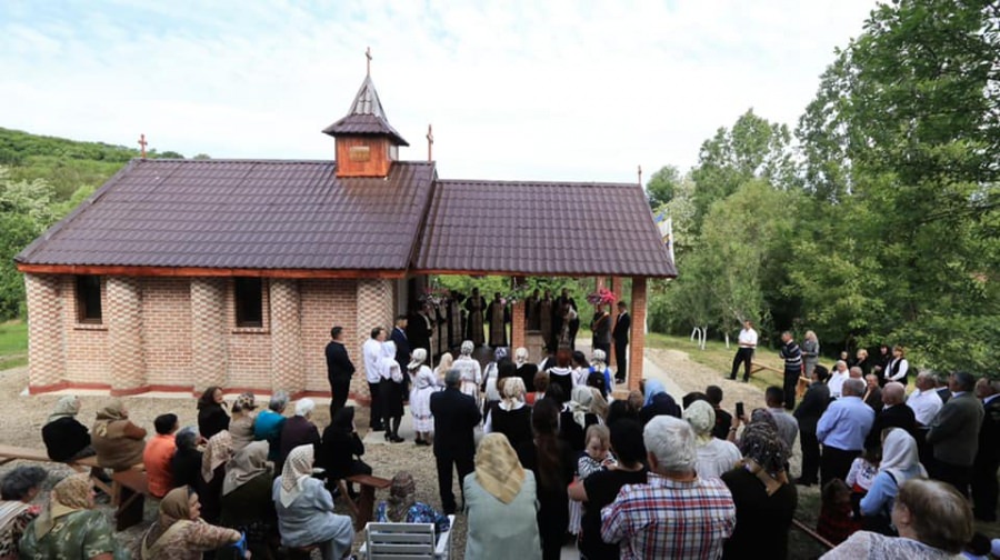 PS Timotei a binecuvântat și sfințit capela de cimitir a Parohiei Ortodoxe Cuța (FOTO)