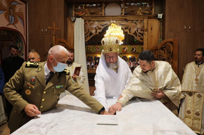 A fost târnosită biserica de la Unitatea Militară 01354 Baia Mare (FOTO)