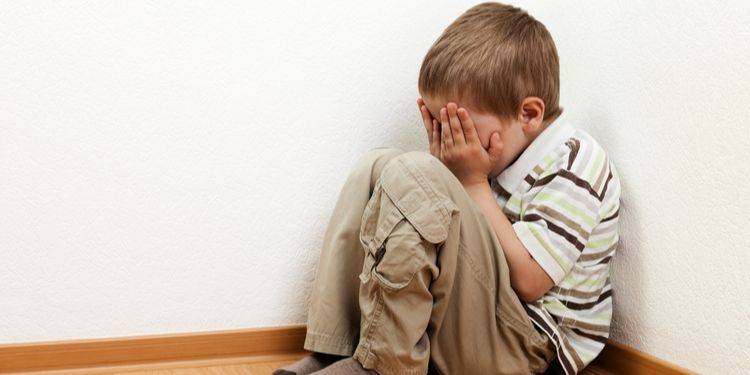 Anchetă: Un copil de 10 ani din Crăciunești ar fi fost agresat sexual de un bărbat de 49 de ani din sat