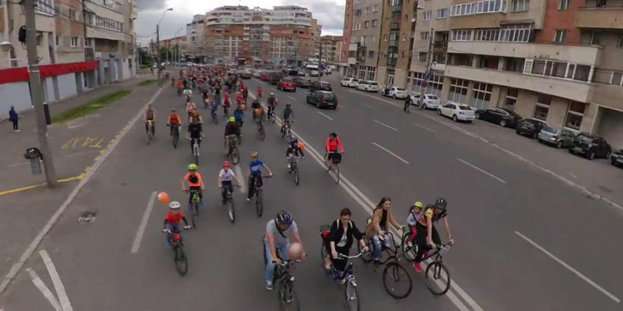 Inedit: Peste 1.000 de persoane au pedalat de 1 Iunie pe străzile din Baia Mare (FOTO&VIDEO)