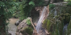Trist: Cascada Bigăr din Parcul Național Cheile Nerei-Beușnița s-a prăbușit (FOTO)