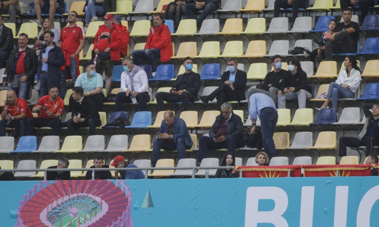 Deci se poate!: Hagi, Popescu și Dorinel au loc acum la tribuna oficială! S-a mărit cota de locuri, anunță FRF