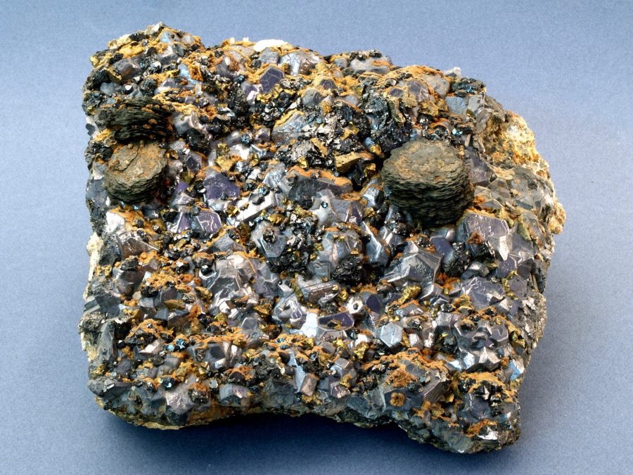 Frumusețile Maramureșului: Un eșantion absolut extraordinar de la Herja, exponatul săptămânii la Muzeul de Mineralogie din Baia Mare (FOTO)