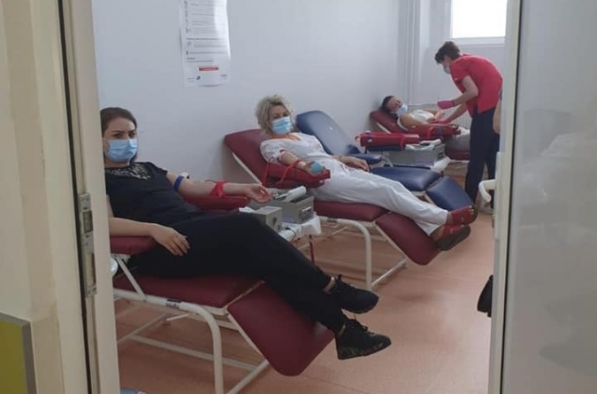 Gest generos: Personalul medical al Spitalului Județean Baia Mare a donat din nou sânge