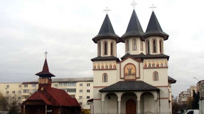 „Noi suntem biserica”: Școala de vară organizată la parohia „Sfântul Apostol Andrei” din Baia Mare