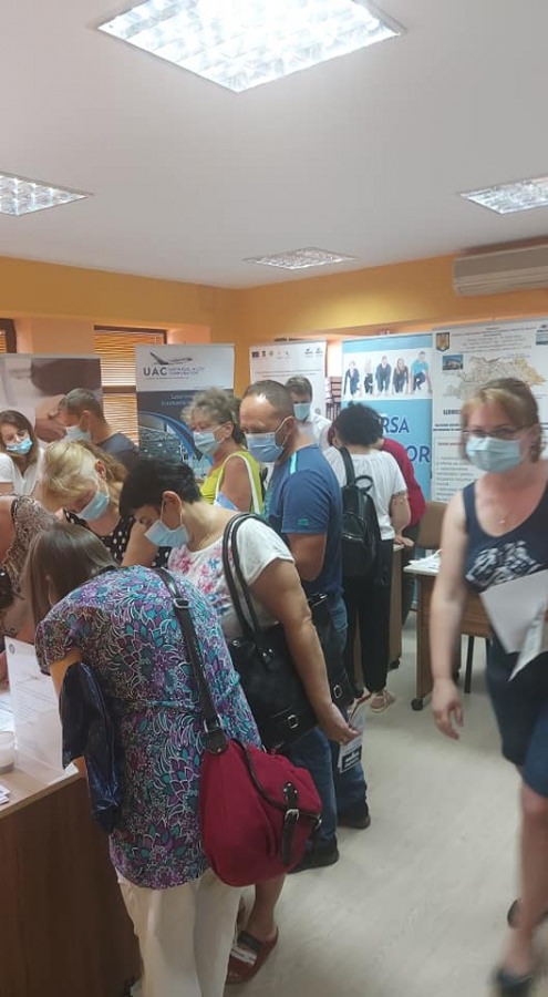 Bursa locurilor de muncă în Baia Mare: 14 persoane au fost angajate pe loc, iar alte 120 au fost selectate și au întrat în procese de recrutare