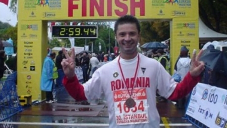 Povestea unei fapte minunate!: Turul României, în pași de alergare… a ajuns și în Baia Mare! Dănuț Cernat, felicitat în Maramureș! (FOTO)