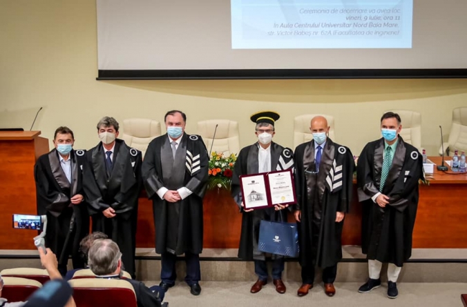 Profesorul universitar doctor Mircea Dumitru a primit titlul de Doctor Honoris Causa la Centrul Universitar Nord (GALERIE FOTO)