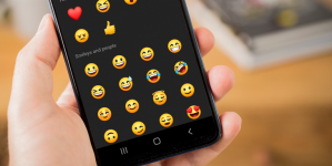 Anunț oficial: Care sunt cele mai utilizate emoji-uri de pe Facebook în România, pe grupe de vârstă. Va exista o funcţie nouă pe Messenger!