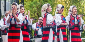 Joc în Sat la Giulești; Vor participa artiști unul și unul