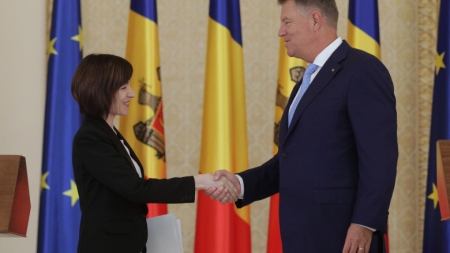 Iohannis, mesaj după alegerile din Republica Moldova: Felicitări pentru spiritul civic și opțiunea clară pentru integrare europeană