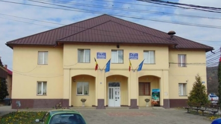 ANUNŢ DE PARTICIPARE la selecţia publică de proiecte de interes public local pentru acordarea de finanţare nerambursabilă din bugetul local al Oraşului Tăuţii Măgherăuş  pe anul 2021