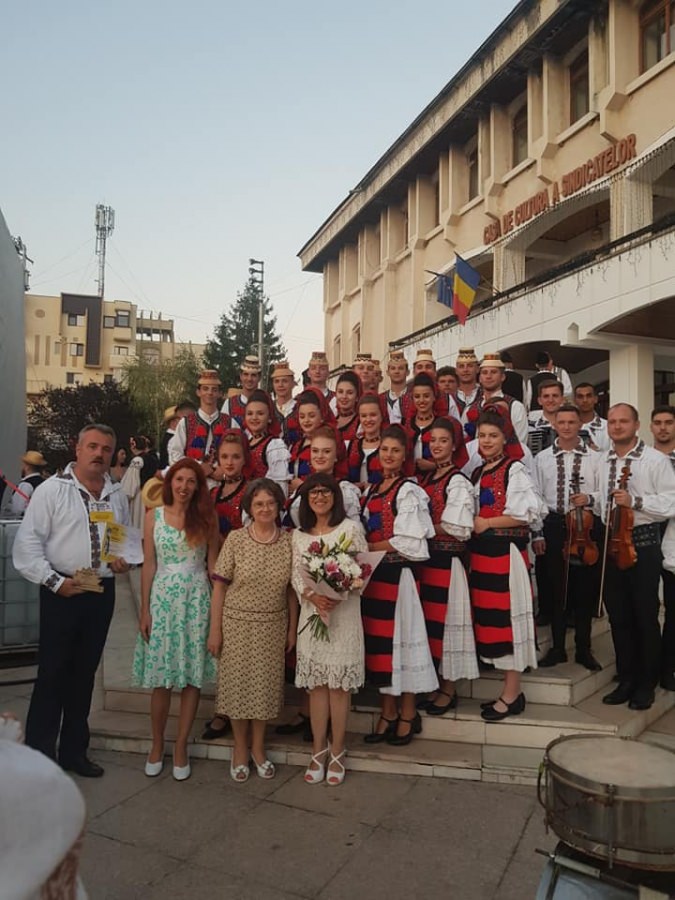 Ansamblul Folcloric „Maramureșul” a obținut locul I la secțiunea dans popular a Festivalului-Concurs Național de Folclor „Mioveni”