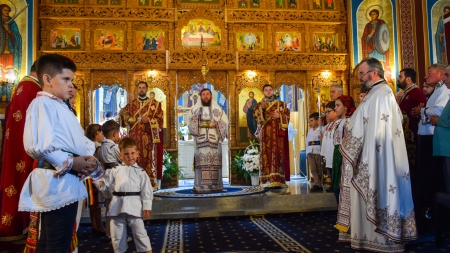 Sfinţii Martiri Brâncoveni: A fost hramul bisericii din centrul orașului Târgu Lăpuș (FOTO)