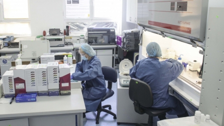 Institutul Cantacuzino lucrează la noul Polidin: capsule gelatinoase și spray nazal