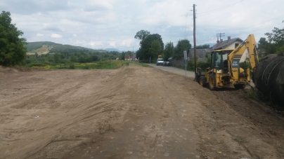 S-au făcut reparațiile necesare: Digul de apărare al municipiului Sighetu Marmației, pe aproximativ 70 metri, distrus de lucrări ilegale, a fost refăcut (FOTO)