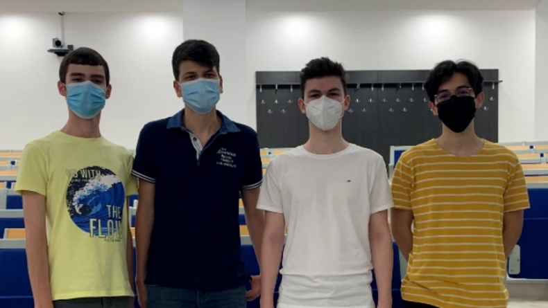 Elevii români au câștigat trei medalii de aur și una de argint la Olimpiada Internațională de Chimie