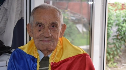 Un moment realmente special în județul Maramureș: O frumoasă vârstă a împlinit veteranul de război Dumitru Stan, municipiul Sighetu Marmației:101 de ani (FOTO)