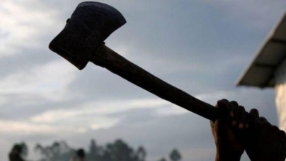 Maramureșean reținut după ce a distrus mașina unui alt bărbat și i-a omorât câinele