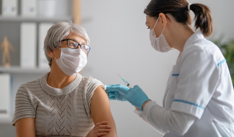 Vaccinarea în Maramureș: Peste 211.000 persoane au primit cel puțin prima doză de ser anti-COVID-19. În jur de 7.070, la medicii de familie