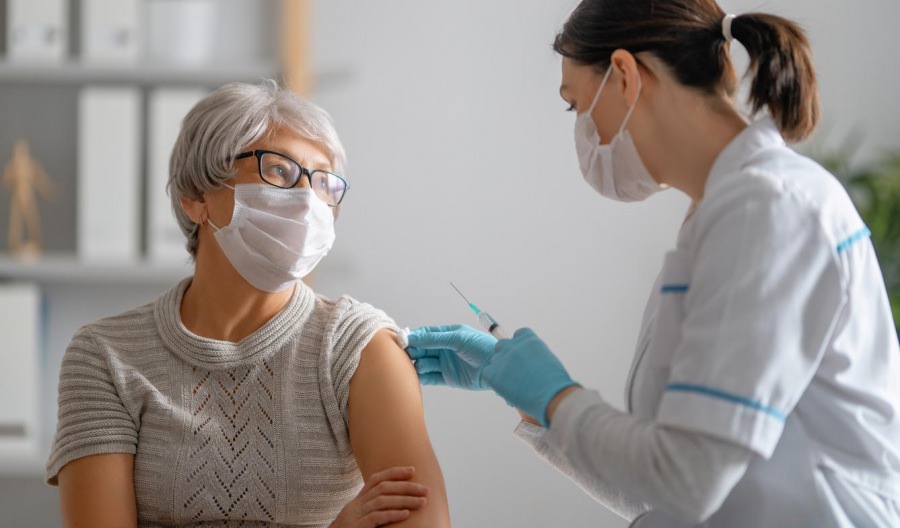 Covid-19: Noi variante ar putea apărea la iarnă, avertizează specialiștii, în timp ce UE se pregătește de o nouă campanie de vaccinare!