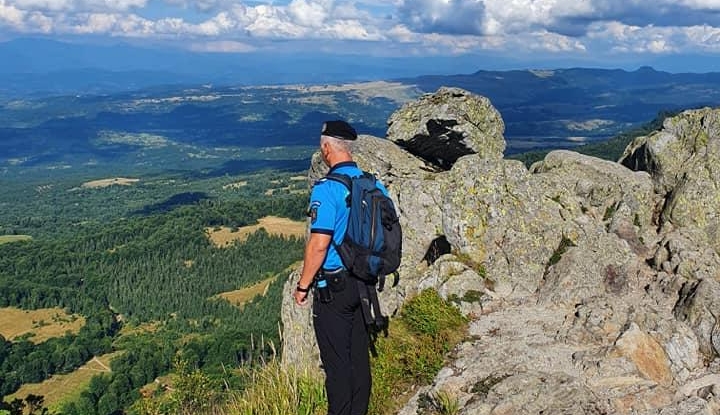 Recomandările jandarmilor montani maramureşeni pentru drumeții în siguranță în natură
