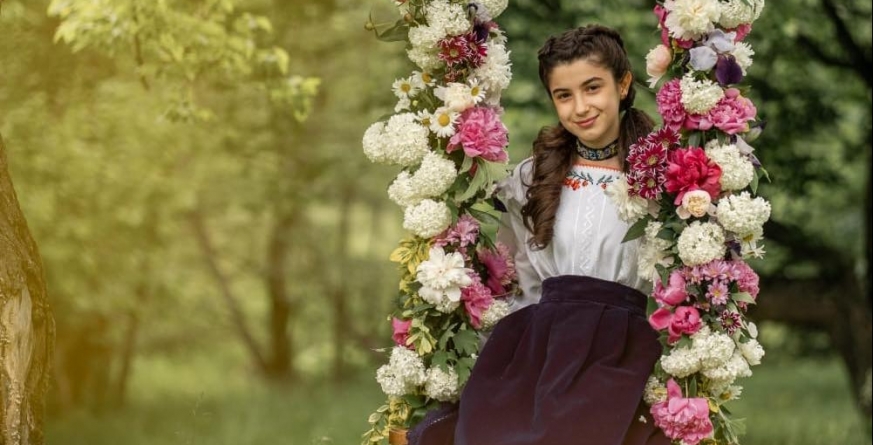 Alexia Mance, câștigătoarea marelui trofeu al Festivalului „Pe sub Poala Codrului”, ediția a III-a (FOTO)