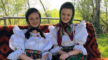 Lacrimi dureroase în Maramureș: Mesaj de suflet postat astăzi, pe Facebook, de sora uneia dintre tinerele, decedate la Jibou. „Inima noastră se frânge!” (FOTO)