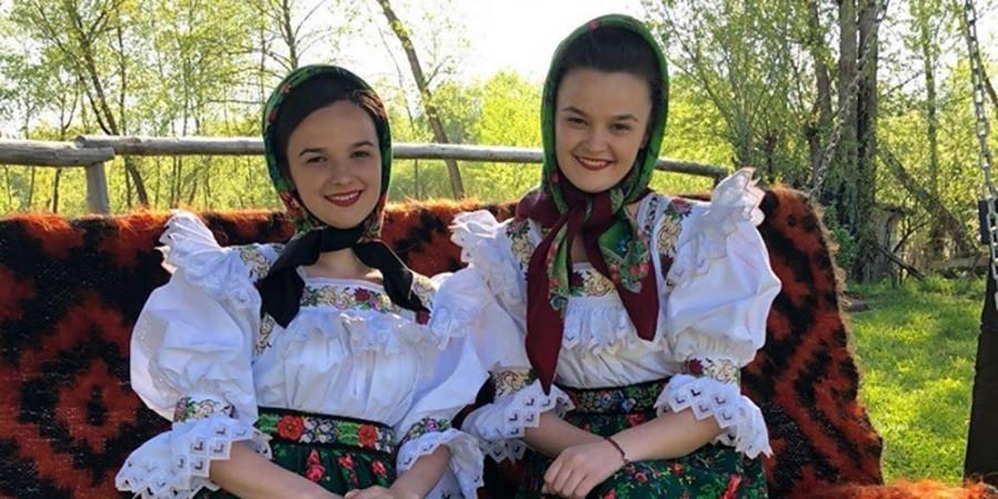 Lacrimi dureroase în Maramureș: Mesaj de suflet postat astăzi, pe Facebook, de sora uneia dintre tinerele, decedate la Jibou. „Inima noastră se frânge!” (FOTO)