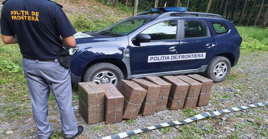 Contrabanda e în floare: Țigări în valoare de peste 52.000 de lei confiscate la frontiera cu Ucraina