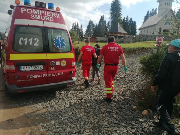 Intervenție a Salvamont Maramureș: În județul nostru o femeie în vârstă de 59 ani a avut nevoie de ajutor, după ce a urcat astăzi, până pe Vârgul Igniș! (FOTO)
