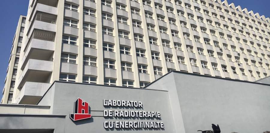 Pe surse!: Spitalul Județean din Baia Mare, faultat? Maramureșul și vecinii ar obține aparatura așteptată de radioterapie pentru al doilea buncăr doar la anul!