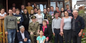 Un moment realmente special în județul Maramureș: O frumoasă vârstă a împlinit scriitorul și veteranul Ioan Gojda Ou, Văleni Călinești: 102 ani (VIDEO ȘI FOTO)