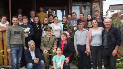 Un moment realmente special în județul Maramureș: O frumoasă vârstă a împlinit scriitorul și veteranul Ioan Gojda Ou, Văleni Călinești: 102 ani (VIDEO ȘI FOTO)
