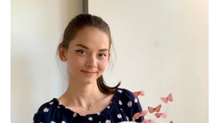 Cu adevărat zi mai mult decât specială: Tânăra maramureșeancă Melisa Varga, o aniversare minunată. ”Mulțumesc lui Dumnezeu că am fost acasă cu familia!” (FOTO)
