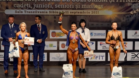 Un succes absolut superb:O sportivă maramureșeană, triplă campioană în cadrul competiției naționale de Fitness și Culturism! Este polițistă la Frontieră (FOTO)