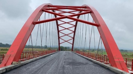 O lucrare foarte valoroasă: În județul Maramureș se lucrează activ acum la conexiunea rutieră cu Satu Mare. Când va fi dat circulației podul de la Seini (FOTO)