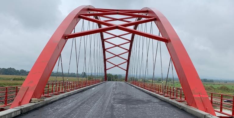 O lucrare foarte valoroasă: În județul Maramureș se lucrează activ acum la conexiunea rutieră cu Satu Mare. Când va fi dat circulației podul de la Seini (FOTO)