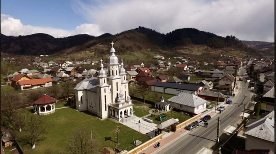 Sărbătoare în Maramureșul voievodal: Va fi târnosită biserica cu hramul „Nașterea Maicii Domnului” din Parohia Rozavlea – centru