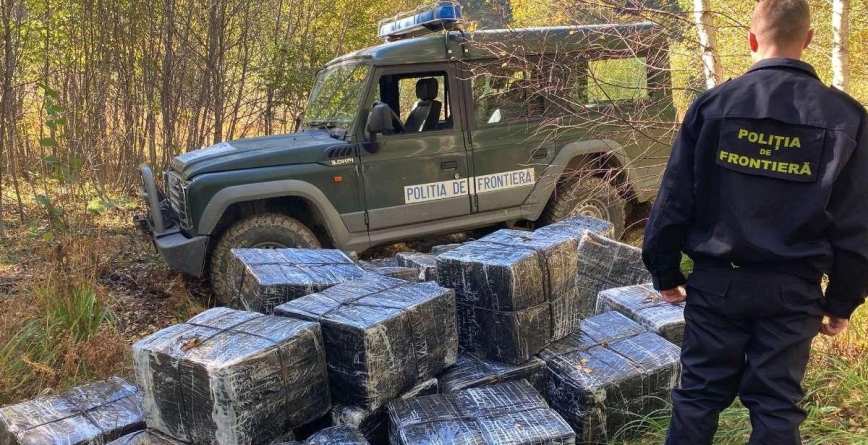 Peste 36.000 de pachete cu țigări confiscate la frontiera cu Ucraina