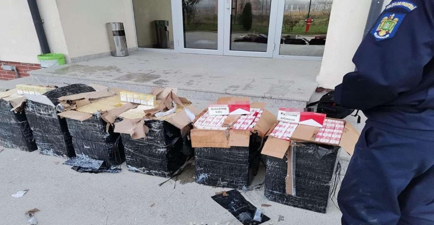 Valea Vișeului: Împușcături și 4.500 de pachete cu țigări de contrabandă confiscate; Bărbații s-au aruncat în apa râului Tisa