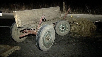 Accident rutier în comuna Remeți: O autoutilitară a intrat în coliziune cu o căruță
