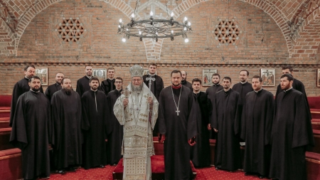 Grupul psaltic „Theologos” al Episcopiei Ortodoxe Române a Maramureşului şi Sătmarului  împlinește 6 ani de activitate